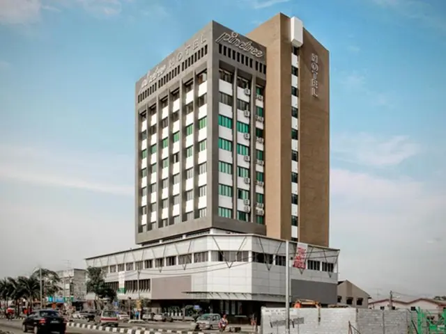 Pinetree Hotel