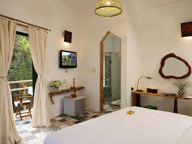 Stop and Go Boutique Hotel Since 1982
