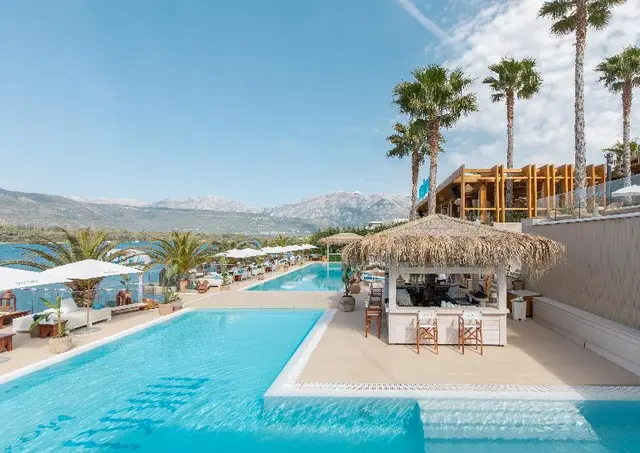Monte Palm Beach Hotel
