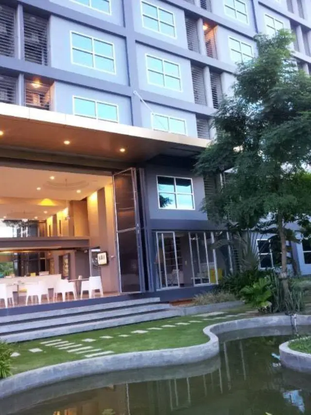 A+ Hotel