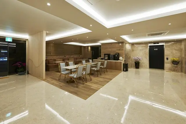Yeonsan Hound Hotel