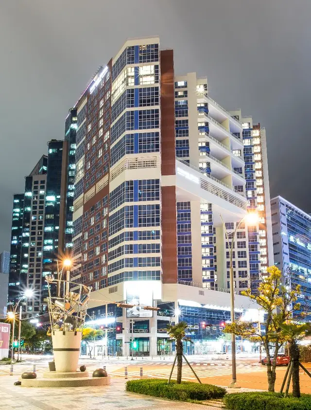 Centum Premier Hotel