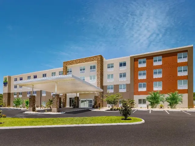Holiday Inn Express & Suites - Ruskin an IHG hotel