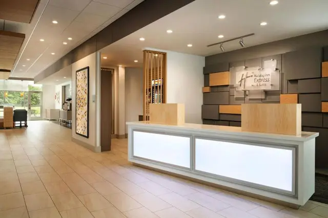 Holiday Inn Express & Suites Ely