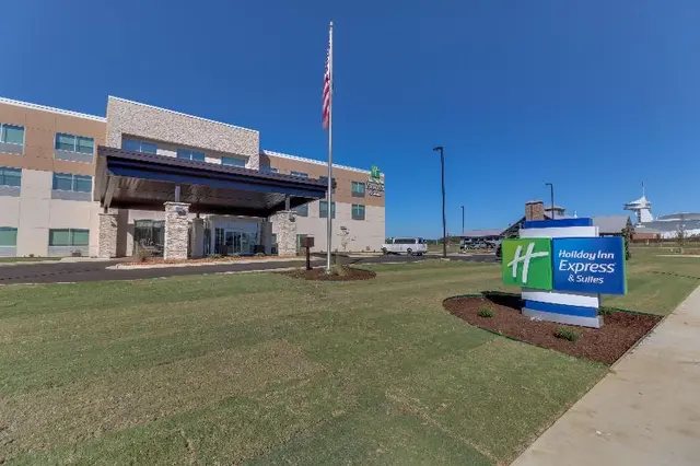 Holiday Inn Express & Suites Union City