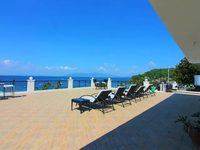 Manarra Sea View Resort