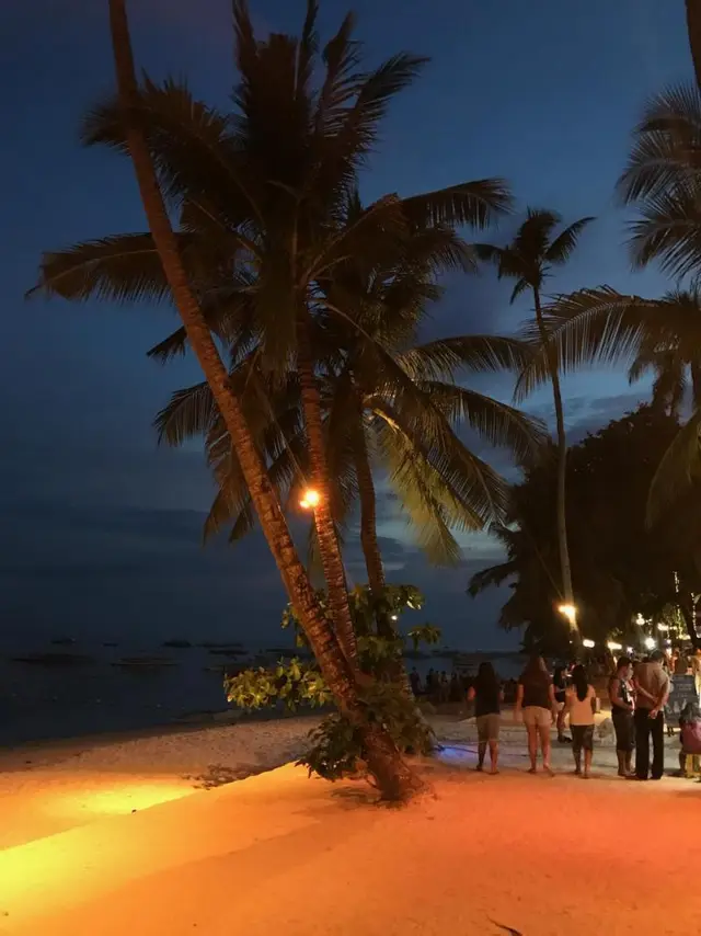 Pyramid Beach Resort