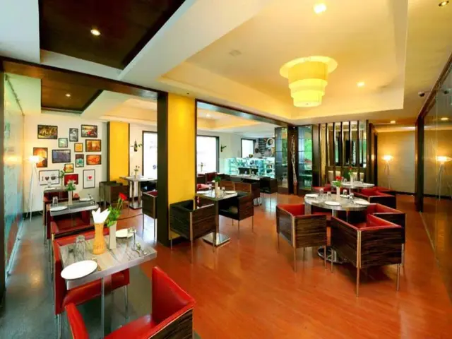 Eastend Munnar Hotel