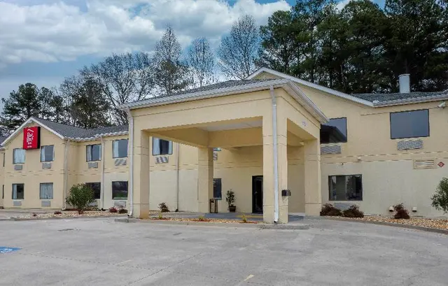 Red Roof Inn & Suites Carrollton, GA–West Georgia