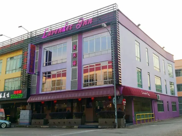 Lavender Inn Nusa