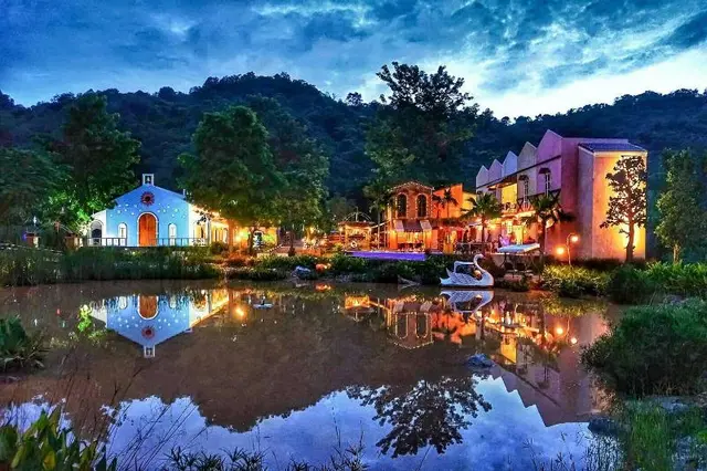 Ville De La Vie Resort
