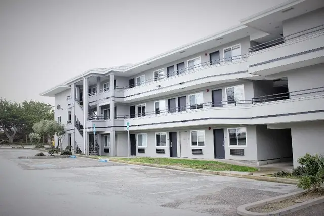 Country Inn & Suites By Radisson, Monterey Beach
