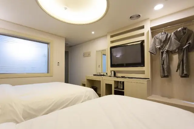 Hotel Tirol