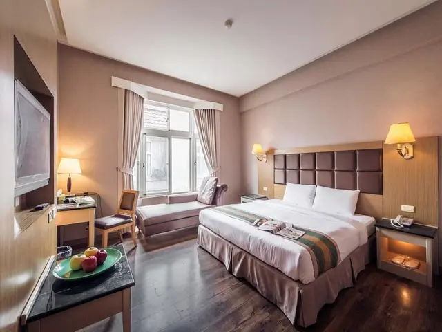 Travel Road Hotel