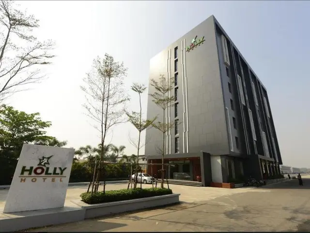 Holly Hotel Myanmar