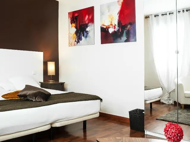 Thc Gran Via Hostel