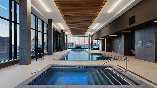 Ac Hotel By Marriott Montreal Downtown