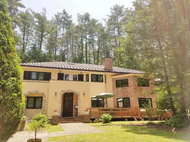 Pension Gusthof Lumiere