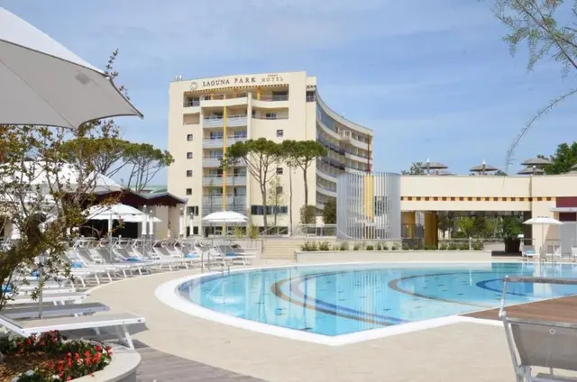 Laguna Park Hotel