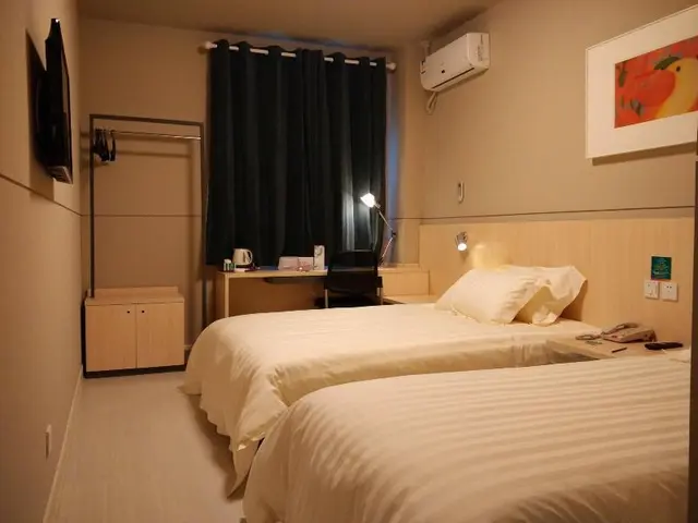 Jinjiang Inn Select Haikou Arcade House Old Street