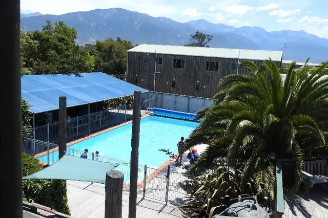 Dusky Lodge & Backpackers