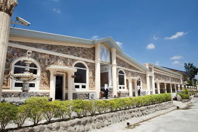 W Clark Hotel Resort