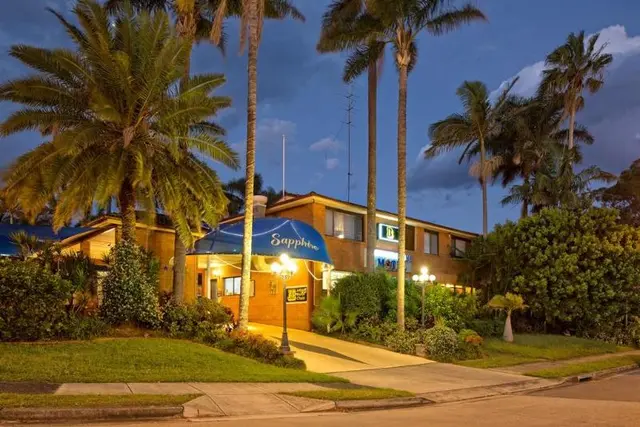 Sapphire Palms Motel