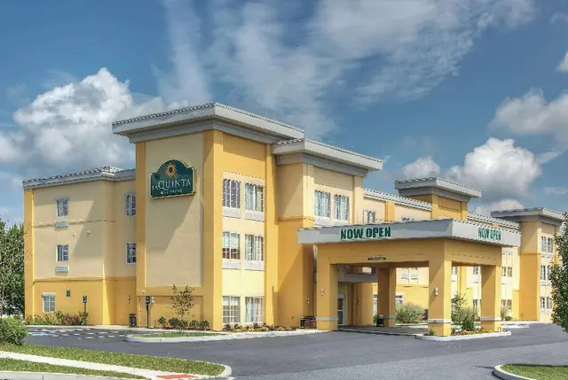 La Quinta Inn & Suites By Wyndham Harrisburg-Hersh