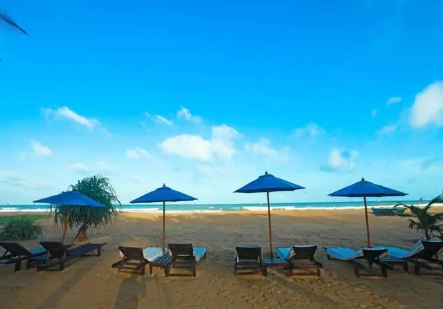 Beacon Beach Hotel