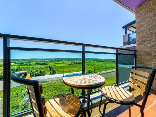 Lisinty Resort