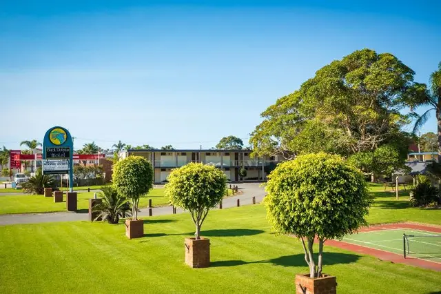 Black Dolphin Motel & Apartments