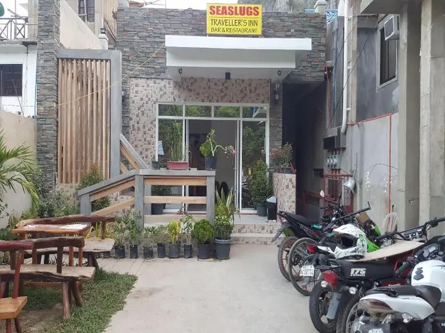 Seaslugs Travellers Inn