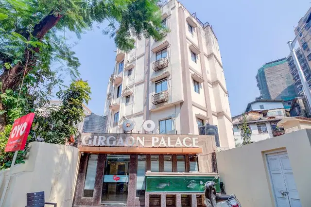 OYO 9748 Hotel Girgaon Palace