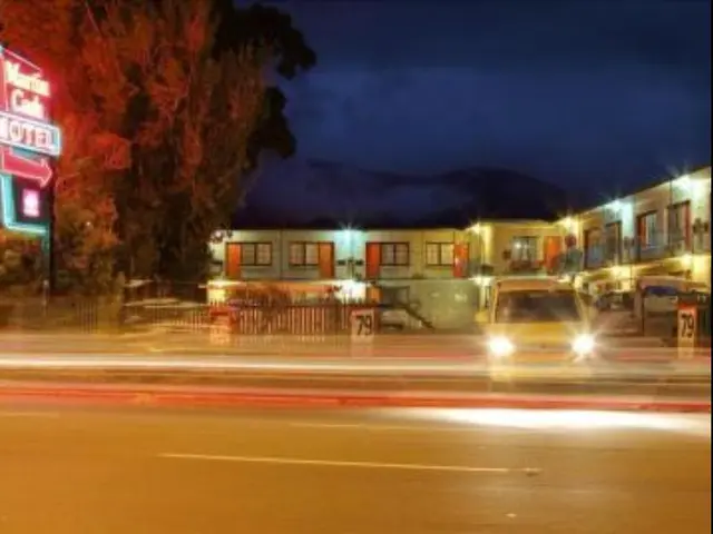 Martin Cash Motel
