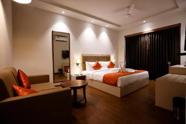 Amara Grand