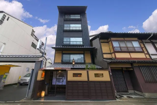 Ethnography Gion Shinmonzen