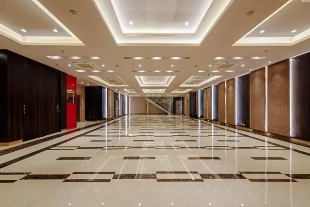 Hotel Saket 27