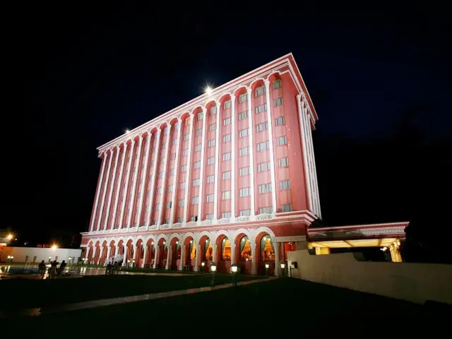 Sitara Luxury Hotel - Ramoji Film City