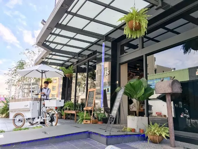 Story+ Hotel