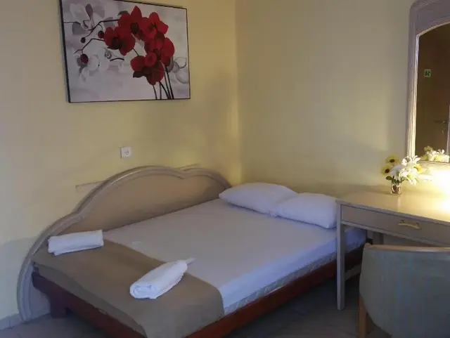 Hotel 34