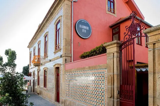 Harbour Inn Design Townhouse