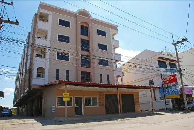 Dee Ma Hotel