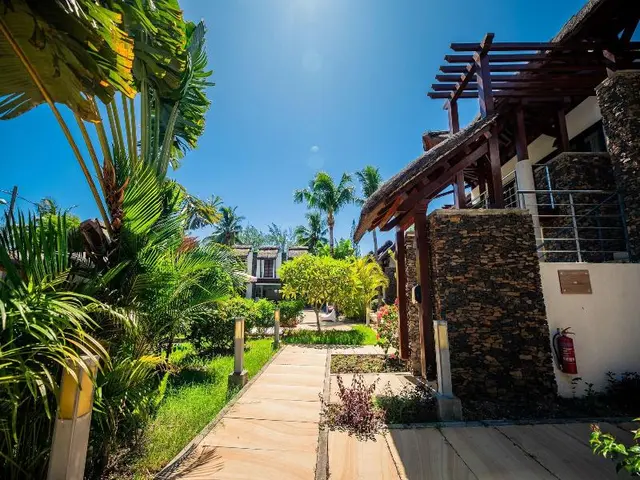 Toparadis Guest House