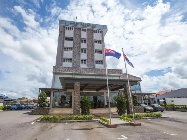 VIP Hotel