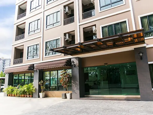 B2 Sriracha Premier Hotel