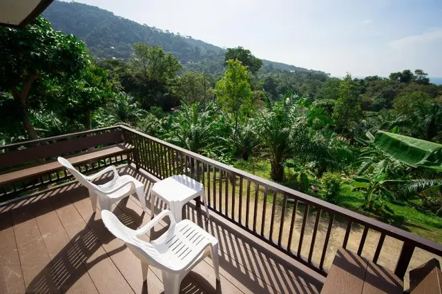 Phuchawee Lanta Resort