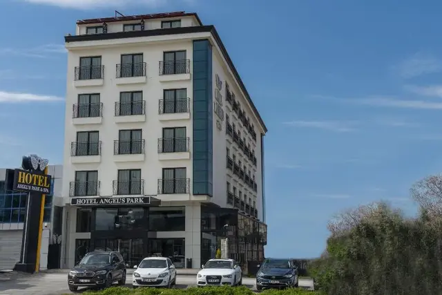 Angel'S Park Hotel