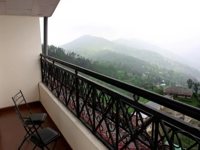 Hotel Himalayan Escape