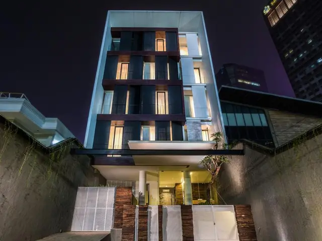 Upscale Suites
