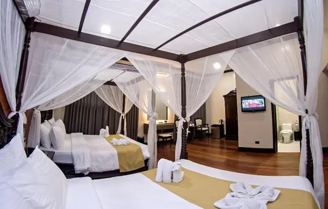 Vigan Plaza Hotel